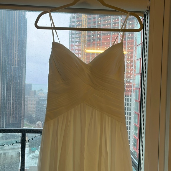 *SOLD* NWT David’s bridal wedding dress in ivory - Picture 3 of 9